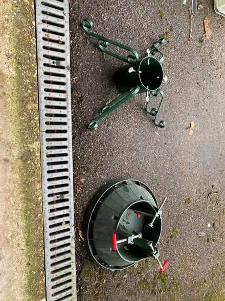 Photo of free Christmas tree stands (Stubbington PO14) #1
