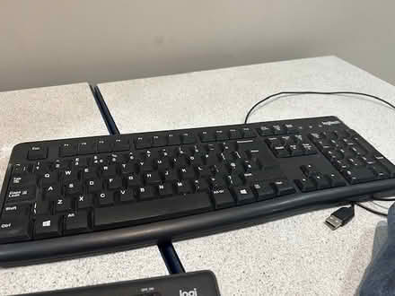 Photo of free keyboards, mouse, headphones (SE21 (West Dulwich)) #1