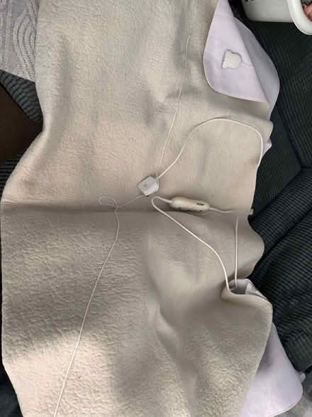 Photo of free Double electric blanket (RG30, Reading West) #2