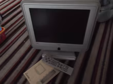 Photo of free TV Luxor 15 Inches (Trench TF2) #1