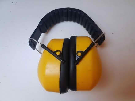 Photo of free Adult Size Ear Defenders (BA1) #1