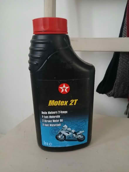 Photo of free 2 stroke motor oil tiny bit used (Borehamwood WD6) #1