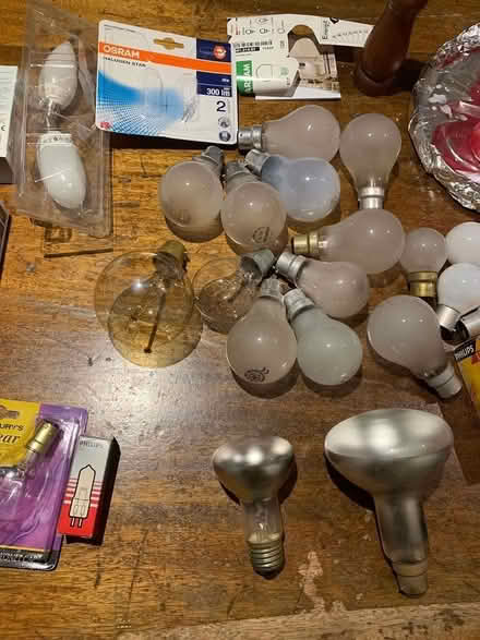 Photo of free Light bulbs (OX2 North Oxford) #2