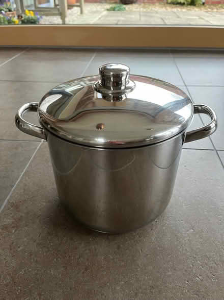 Photo of free Stock Pot/Saucepan (Benson OX10) #1