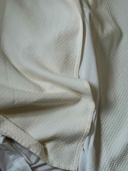 Photo of free Sheridan Double Bed Valance - Cream (Penrith CA11) #2