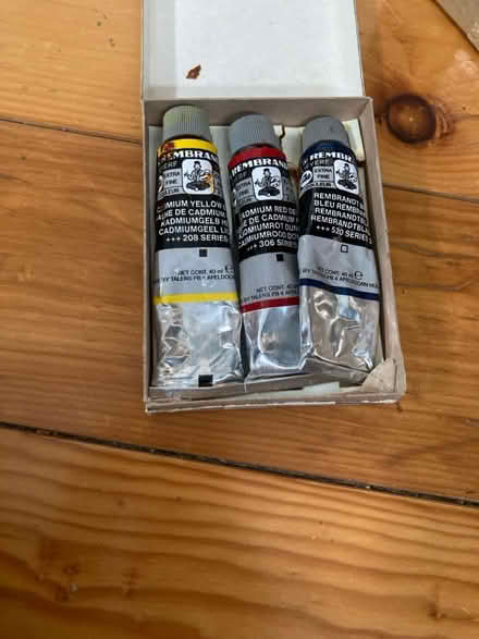 Photo of free oil paints and brushes (leslieville/little india) #4