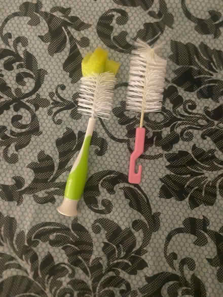 Photo of free baby girl bottle set (Homestead Fl) #2