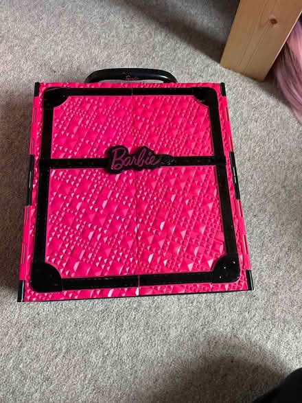 Photo of free Barbie wardrobe (WF4) #1