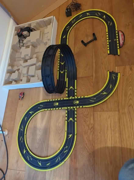 Photo of free Micro Scalextric - Emergency Pursui (TW9) #4