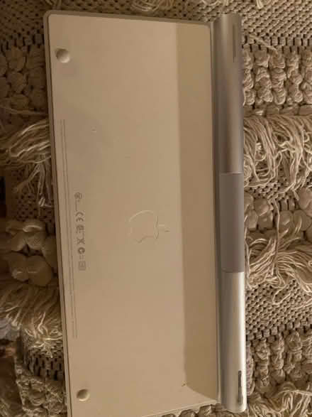 Photo of free Apple keyboard (E9) #2