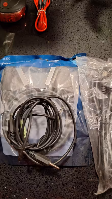 Photo of free Various cables including new scart cable and audio cable (Kempston MK42) #1