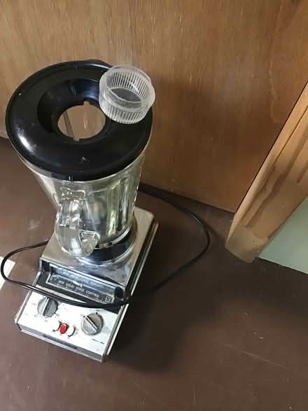 Photo of free Blender (Laurel) #1
