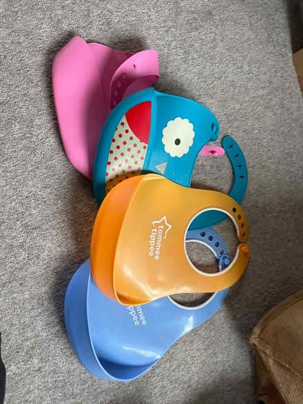 Photo of free Baby bibs (WF4) #1