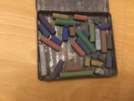 Photo of free Odd bits of Reeves Pastels (B62 near Blackheath) #1
