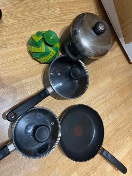Photo of free Non-stick pans & steamer (North Watford WD25) #1