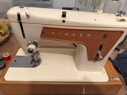 Photo of free Singer sawing machine (Wallington green SM6) #1