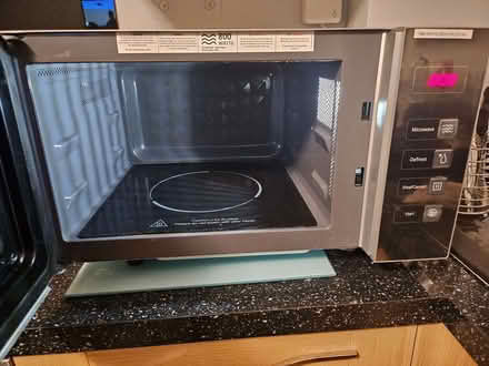 Photo of free Russell Hobbs microwave - faulty (Thornton Heath CR0) #3