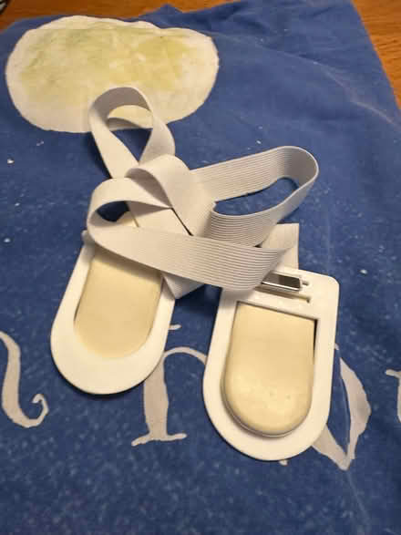 Photo of free 2x single bed sets (kids) plus duvet strap (Maiden Erlegh Nature Reserve RG6) #2