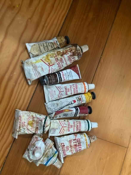 Photo of free oil paints and brushes (leslieville/little india) #3