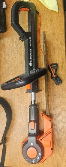 Photo of free Hedgetrimmer (Northcourt OX14) #1