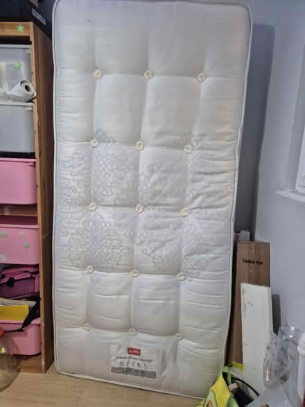 Photo of free Single mattress (SE18) #1