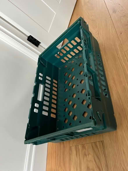 Photo of free 5 crates (SE19) #1