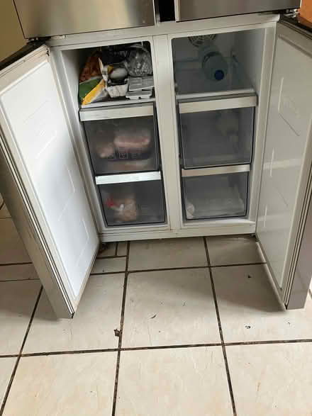 Photo of free Sliver large American style fridge/freezer - must collect (Kennington OX1) #4