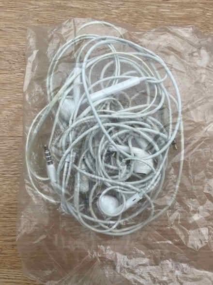 Photo of free Ear pods (Bounds Green N11) #1