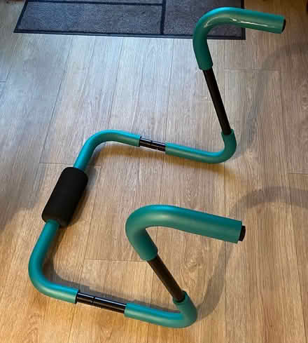 Photo of free Abdominal / sit-ups exercise bar (Sevenoaks, near Station) #1