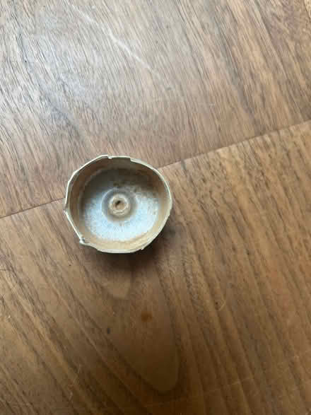 Photo of free L’occitane lavender incense sticks (London W12, Shepherd’s Bush) #3