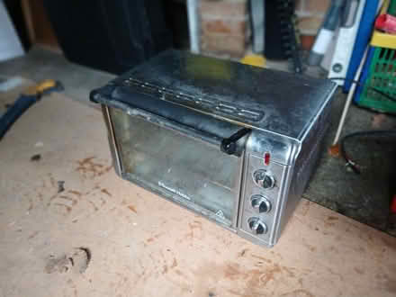 Photo of free Mini oven/grill (Gleadless S12) #1