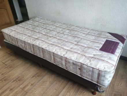 Photo of free single bed mattress (Farringdon Park PR1) #1
