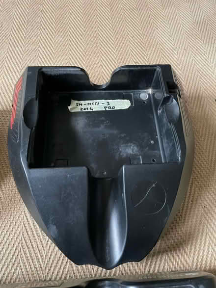 Photo of free Plastic Battery Trays (BH9) #4