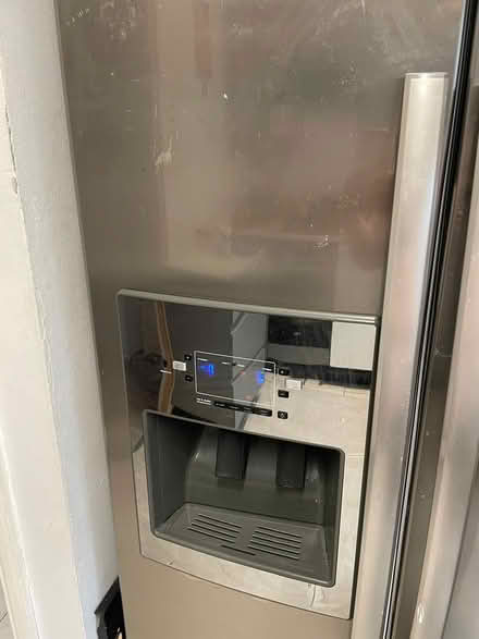 Photo of free working american style fridge (Edgware Harrow HA8) #2