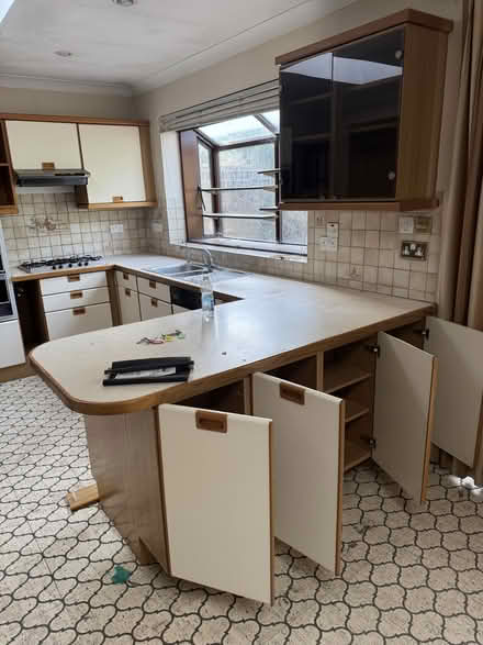 Photo of free Kitchen units (w5 3ed) #2