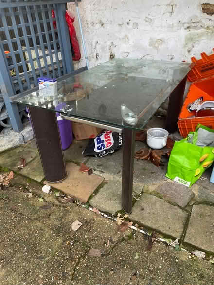 Photo of free GLASS TABLE for 6 people (Edgware Harrow HA8) #1