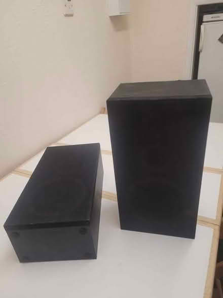 Photo of free Black Speakers (Darley Abbey DE22) #1