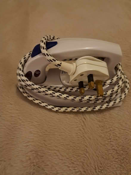 Photo of free Travel iron (Dronfield S18) #3