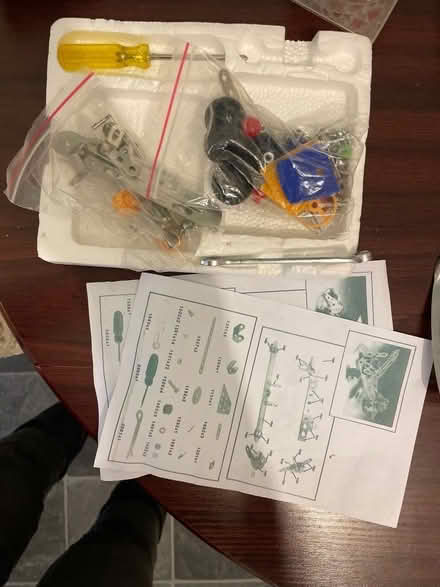 Photo of free 2 model kits like Meccano (Dorket Head NG5) #3