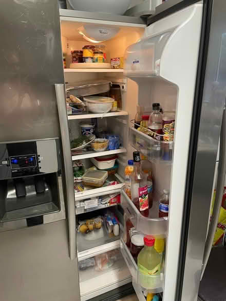 Photo of free working american style fridge (Edgware Harrow HA8) #4