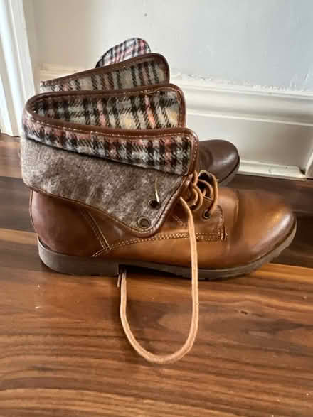 Photo of free Women’s brown boots (Hawley) #3
