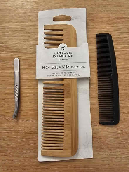 Photo of free Combs, tweezers - Not used (TW1) #1