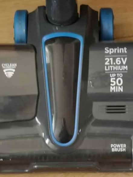 Photo of free Cordless upright hoover (Seven kings IG3) #2