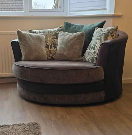Photo of free Circular cuddle swivel chair (Sg12 (Ware)) #2