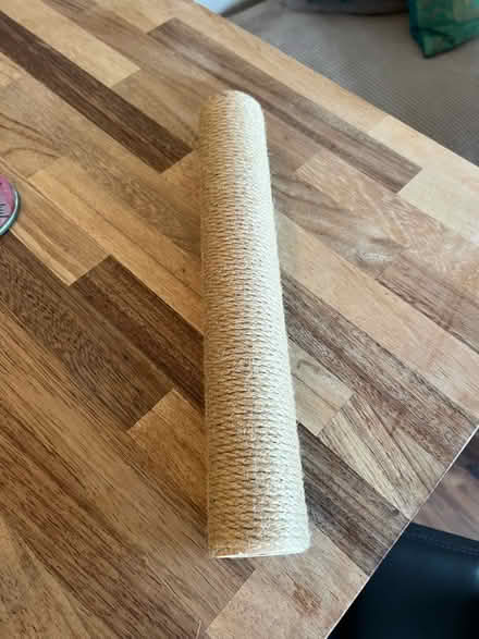 Photo of free Cat post (Hawley) #1