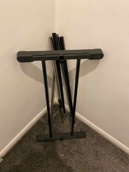 Photo of free Clothes hanging rail (Tovil - ME15) #1