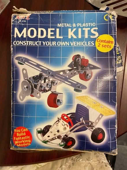 Photo of free 2 model kits like Meccano (Dorket Head NG5) #1
