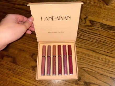 Photo of free matte liquid lipstick set (Hazlet, NJ) #2