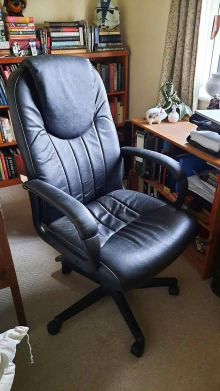 Photo of free Computer/desk chair (Farlow DY14) #1