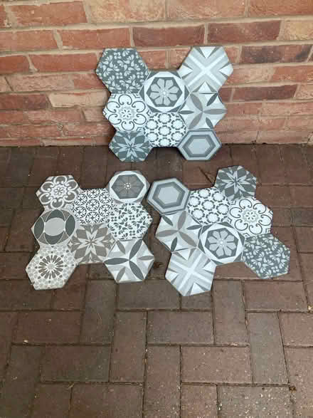 Photo of free 3 decorative floor tiles (Mickleover DE3) #3